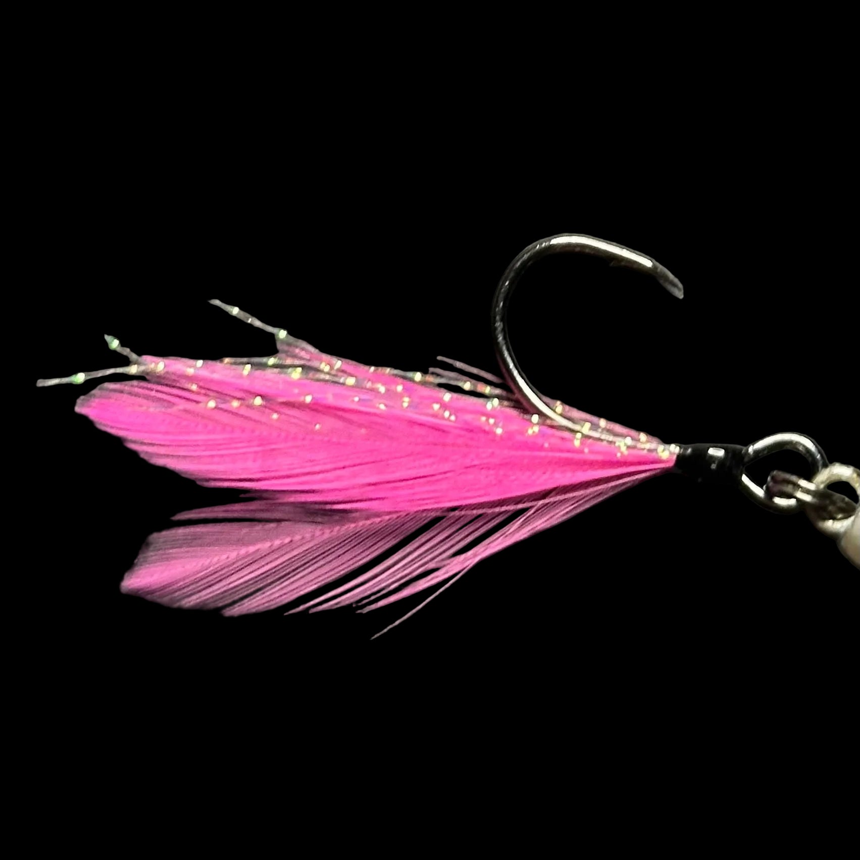 The 3.9” Yough Bow Jerkbait Series 3 Pink Flash (Feathered Single Hook)